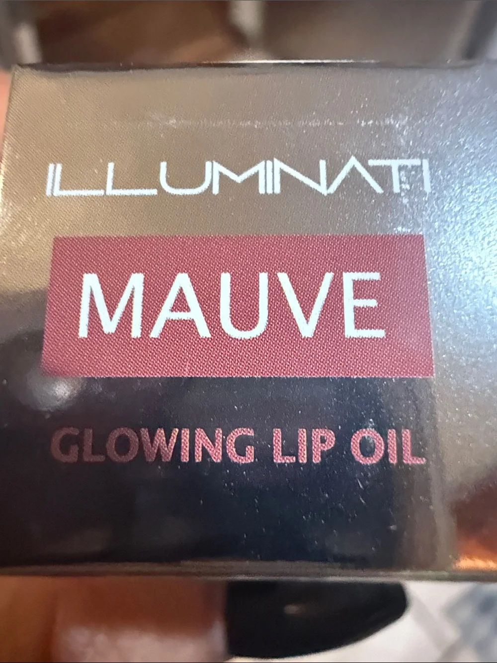 Illuminati lip oil